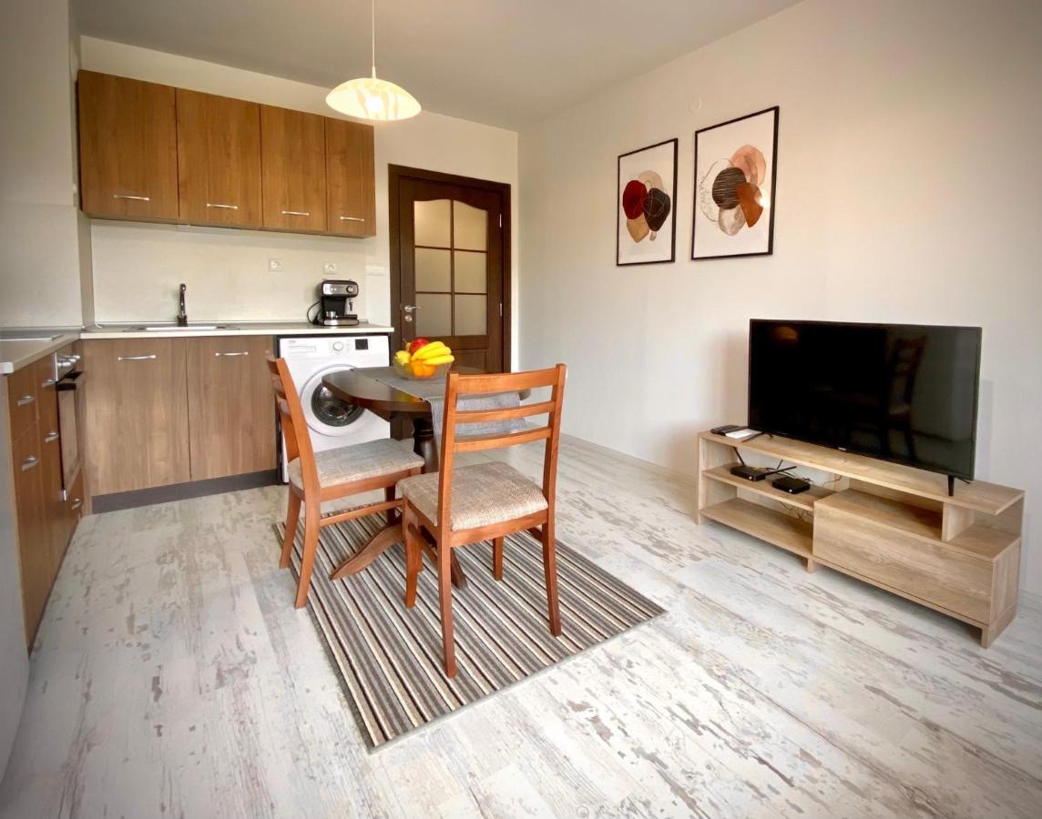 Cozy & Modern 1Br Apart For 4 Guests Next To Medical University & Free Parking ستارا زاغورا المظهر الخارجي الصورة